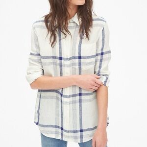 GAP White and Blue Plaid Shirt